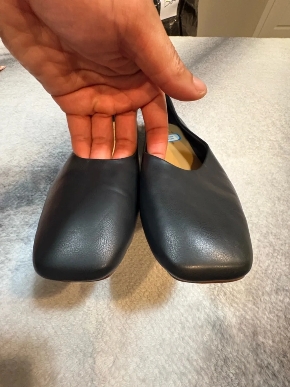 Time and Tru Black Square Toe Ballet Flats‎ | Mismatched Size 9W & 9